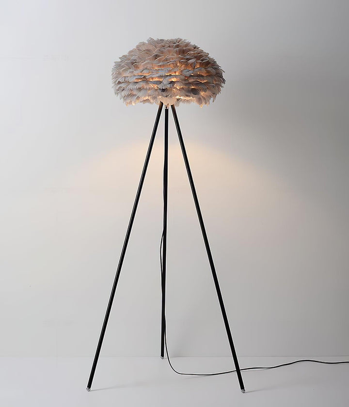 Eos Feather Floor Lamp - Vakkerlight