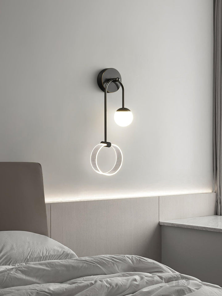 Ferra LED Wall Light - Vakkerlight