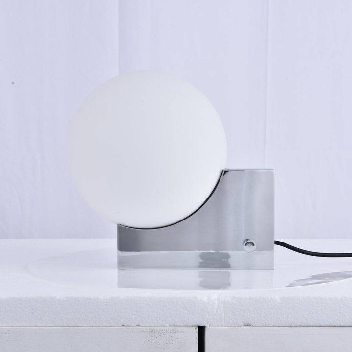Fusion Table Lamp - Vakkerlight