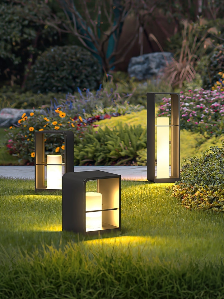 Lantern Garden Solar Outdoor Light - Vakkerlight