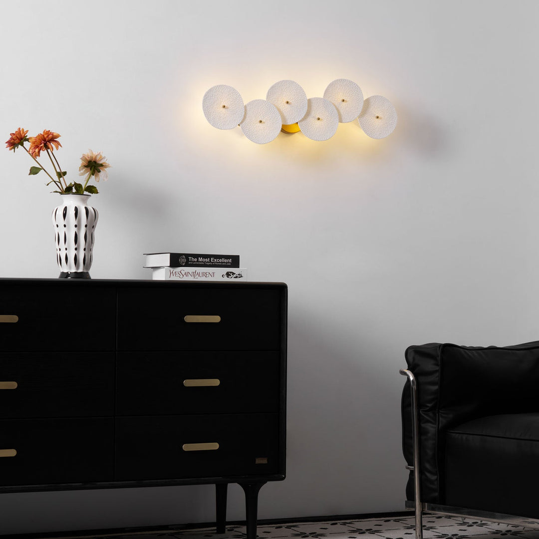 Lotus Petal Wall Lamp - Vakkerlight