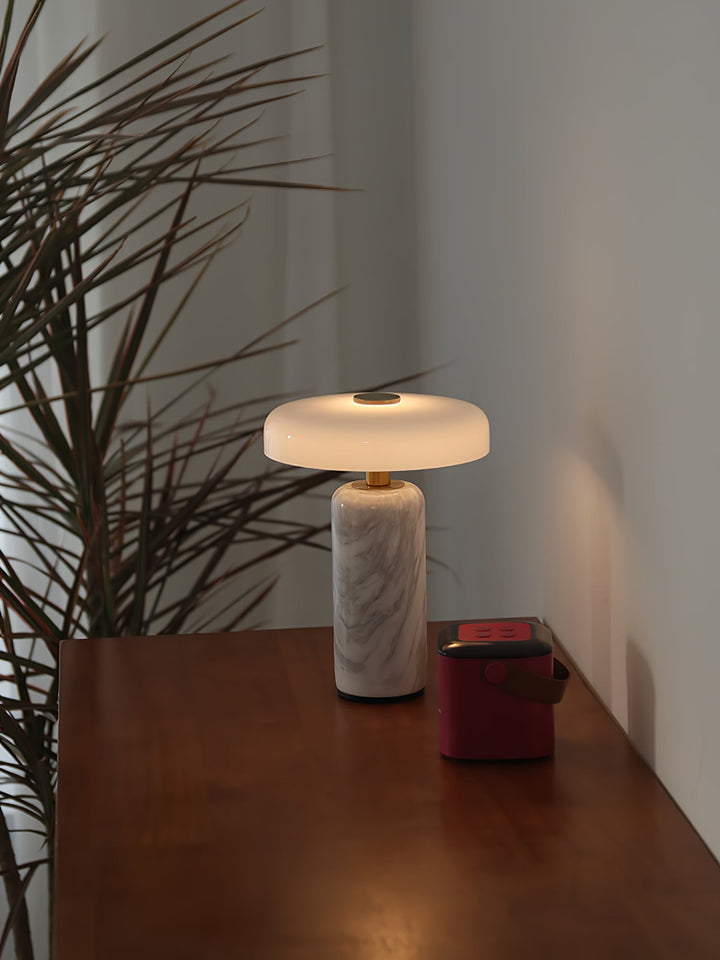 Lunara Marble Table Lamp - Vakkerlight