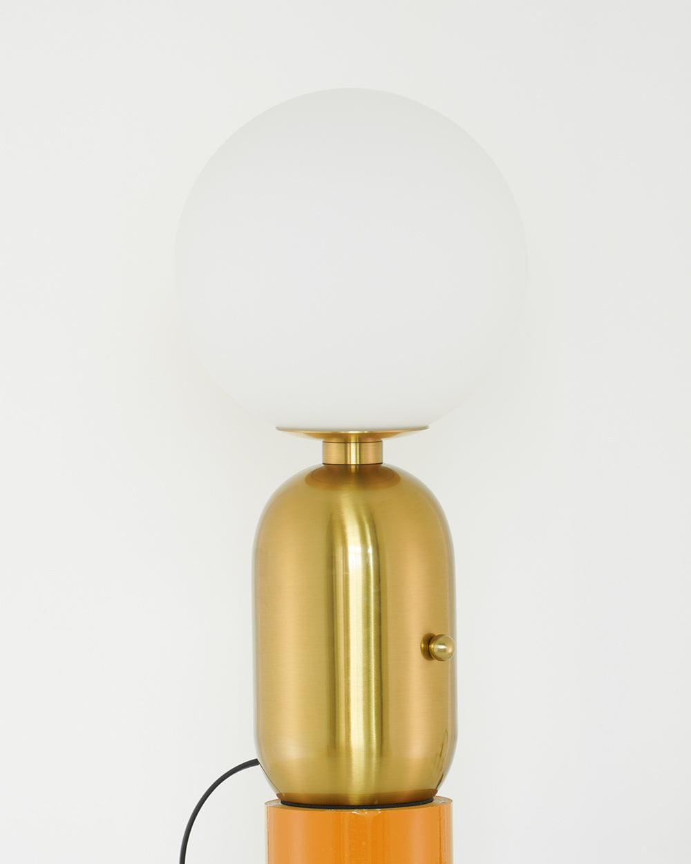 Kade Table Lamp - Vakkerlight