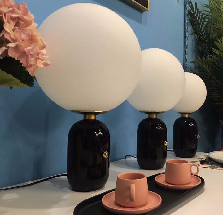 Kade Table Lamp - Vakkerlight