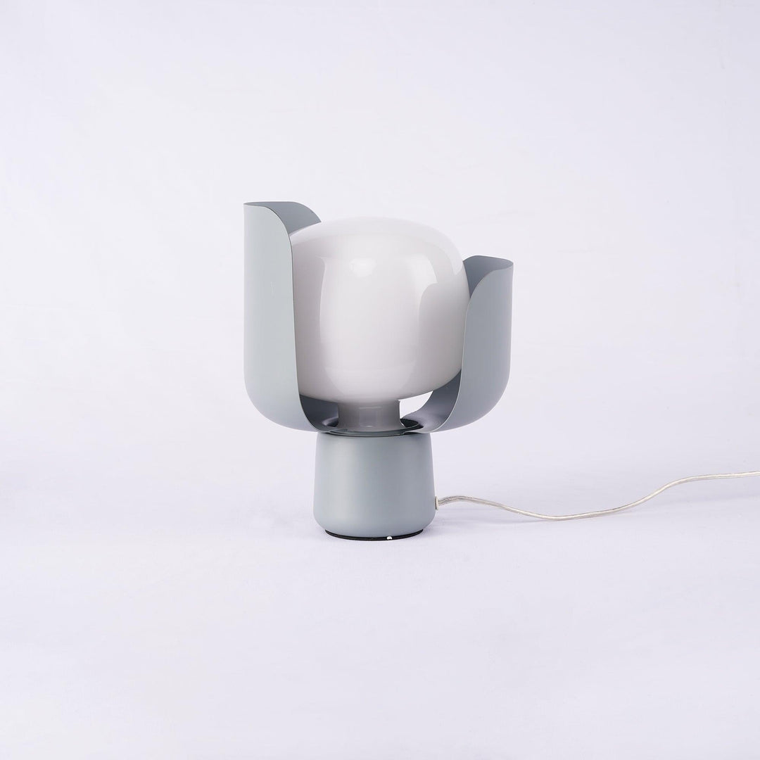 Blom Table Lamp - Vakkerlight