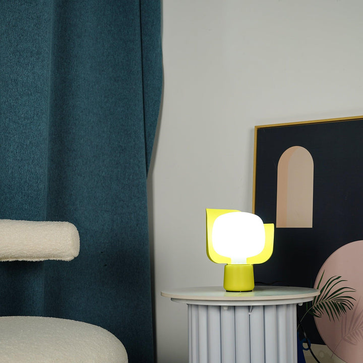 Blom Table Lamp - Vakkerlight