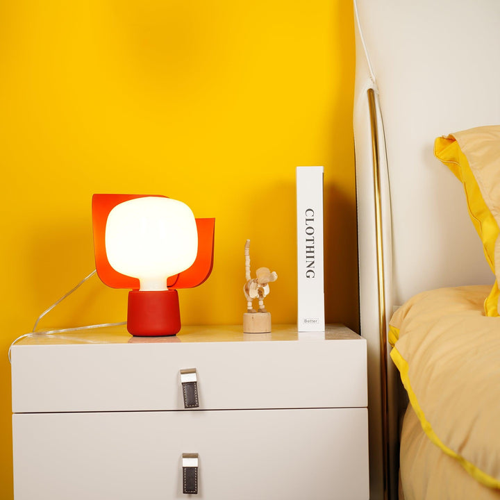 Blom Table Lamp - Vakkerlight