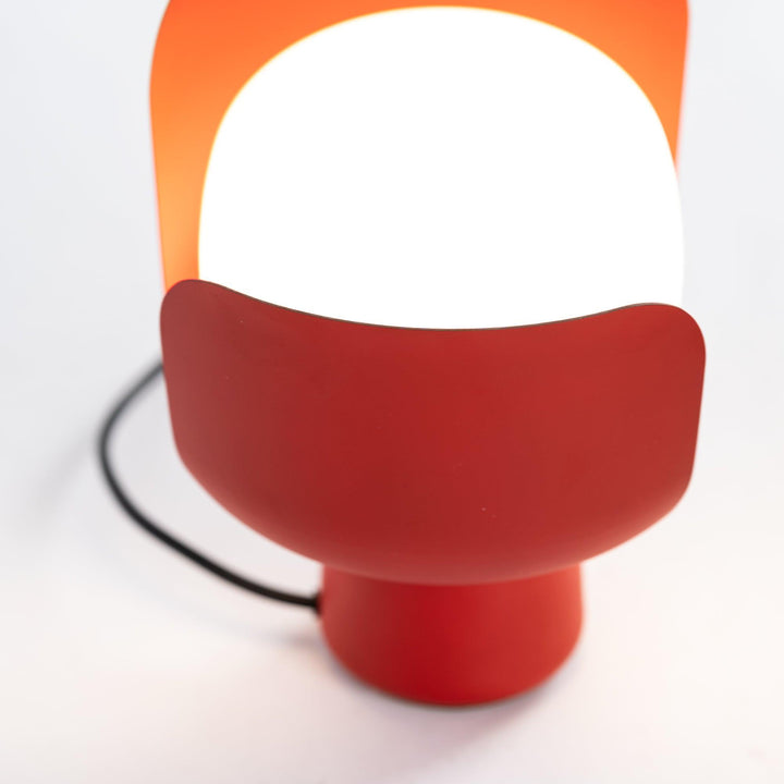 Blom Table Lamp - Vakkerlight