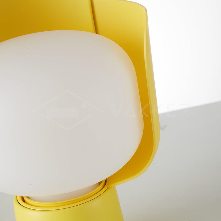 Blom Table Lamp - Vakkerlight