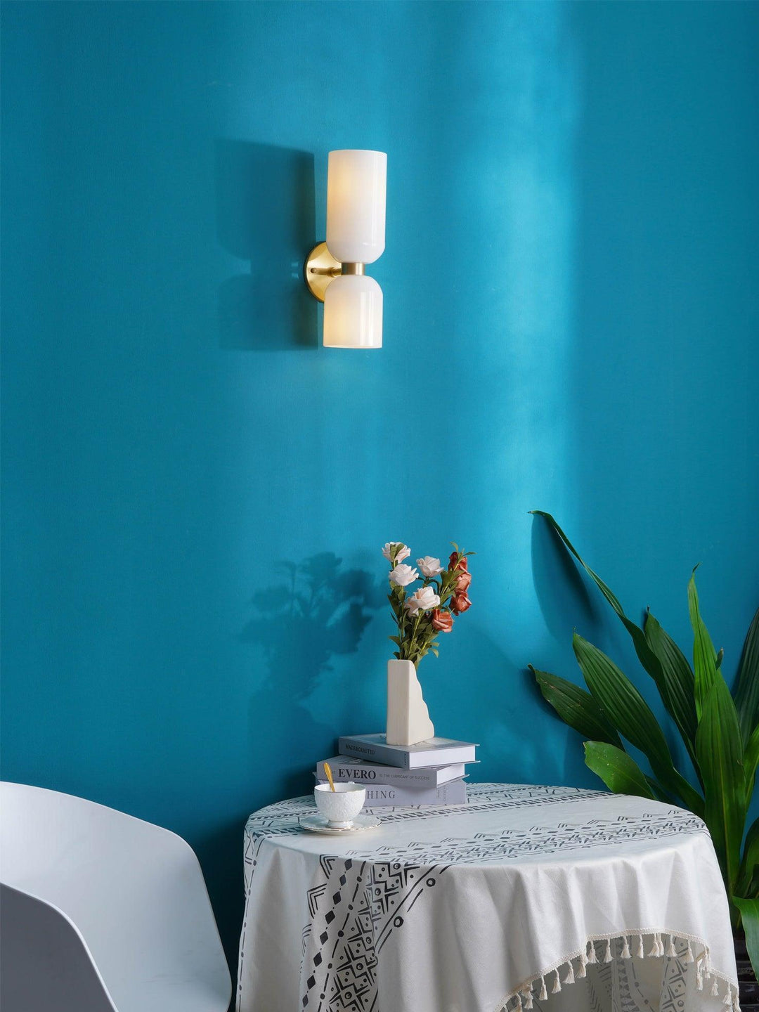 Edie Plug-In Wall Lamp - Vakkerlight