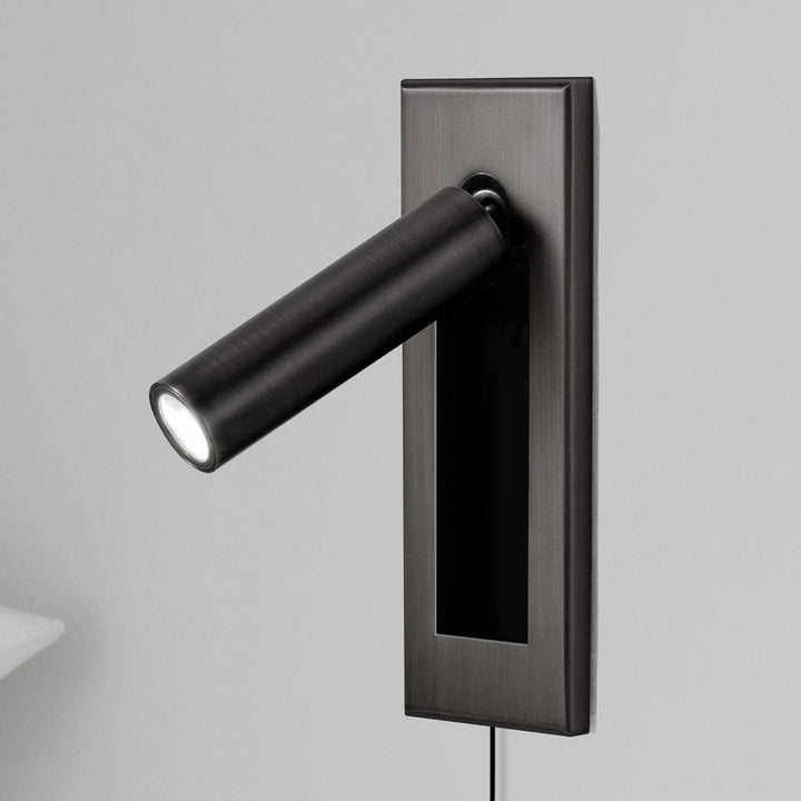 Embedded Bedside Plug - in Sconce - Vakkerlight
