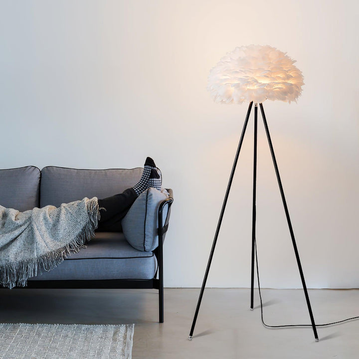 Eos Feather Floor Lamp - Vakkerlight
