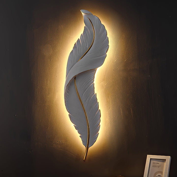 Feather Wall Lamp - Vakkerlight