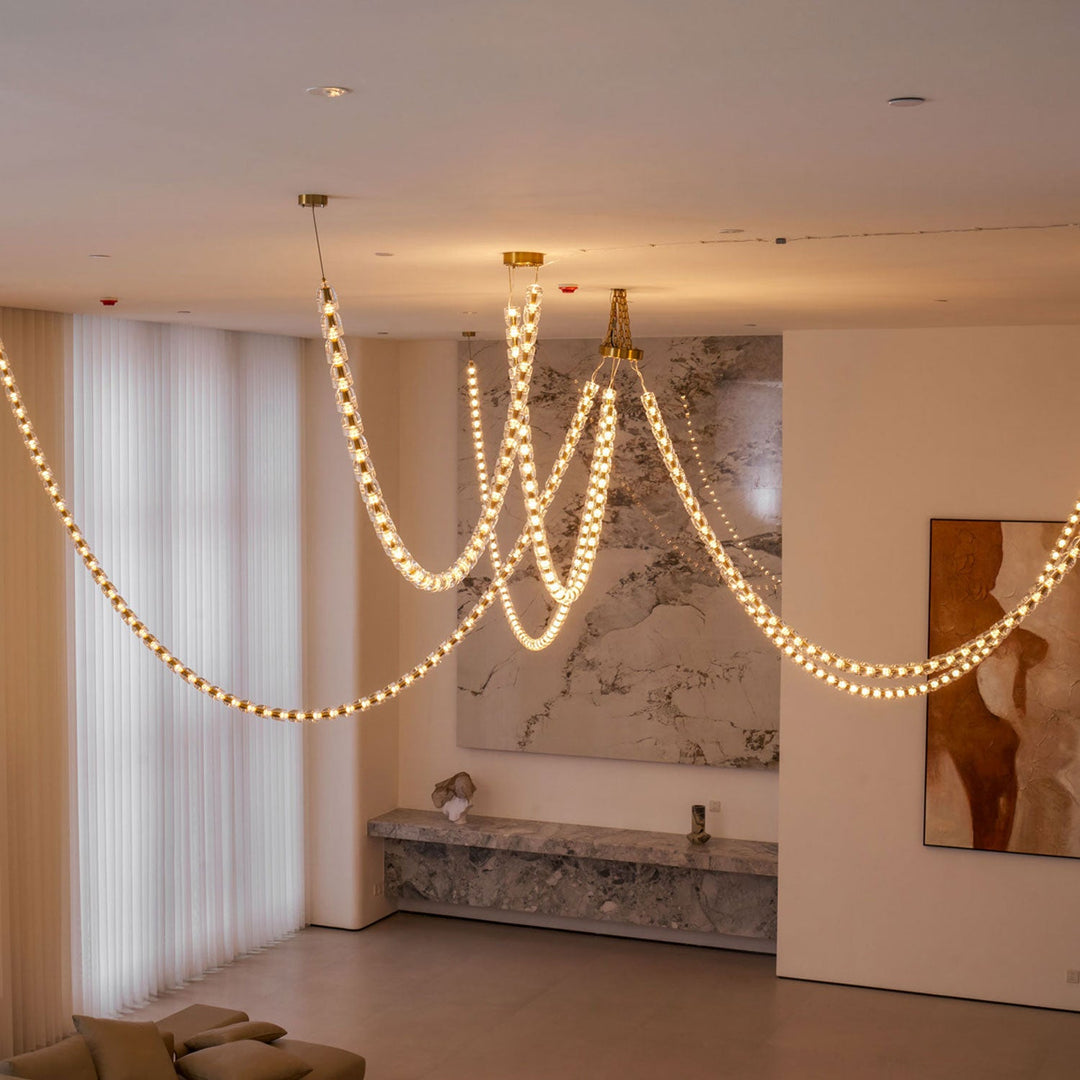 Gabriel Gold Chandelier - Vakkerlight