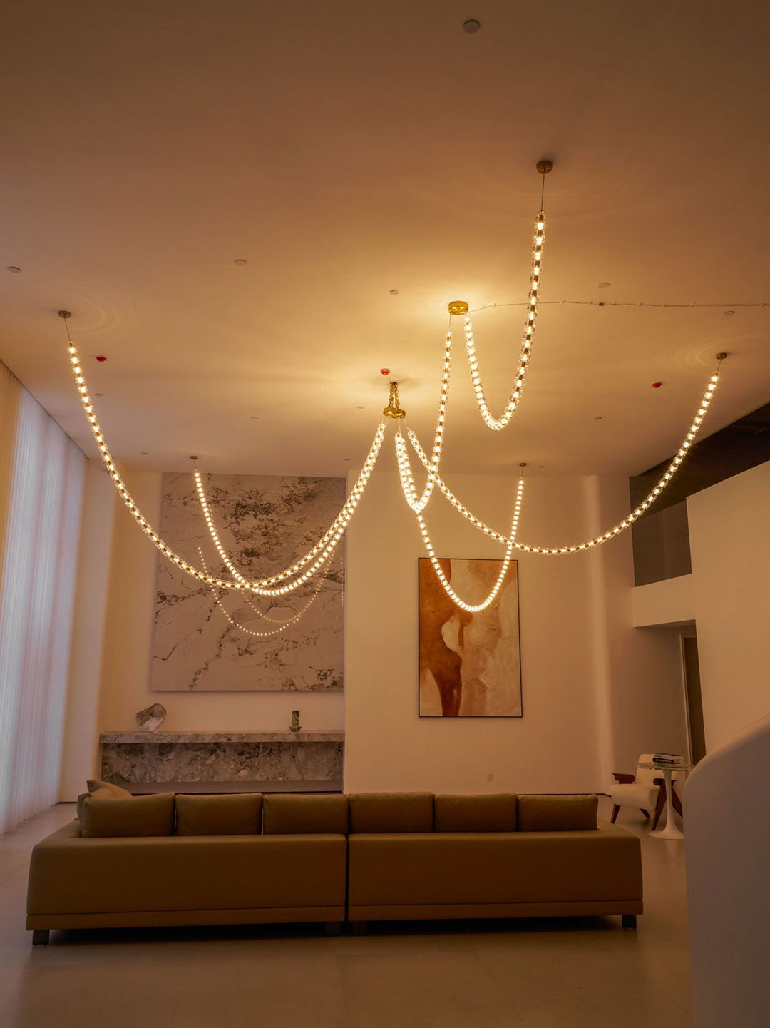 Gabriel Gold Chandelier - Vakkerlight