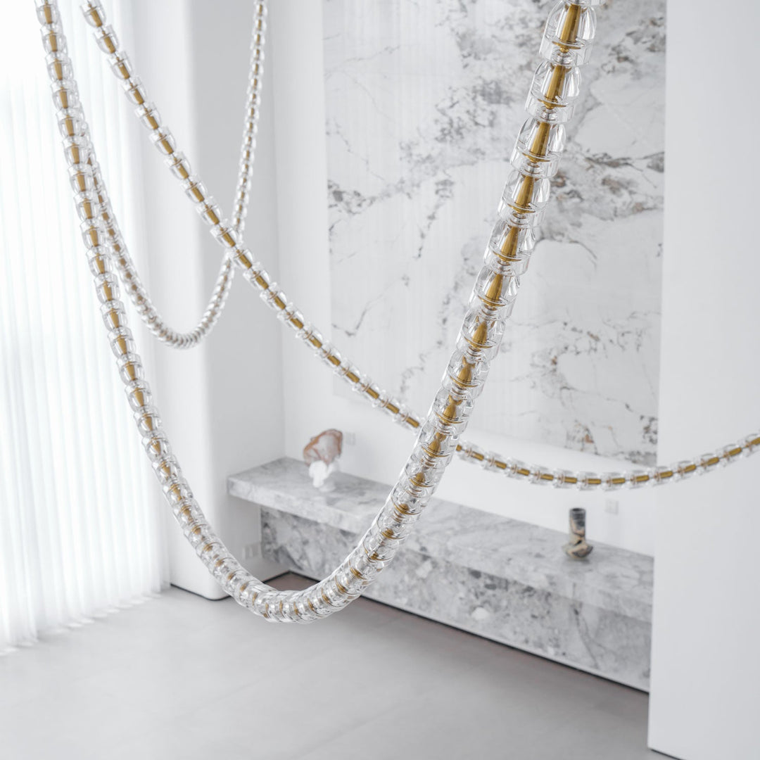 Gabriel Gold Chandelier - Vakkerlight