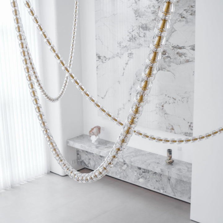 Gabriel Gold Chandelier - Vakkerlight