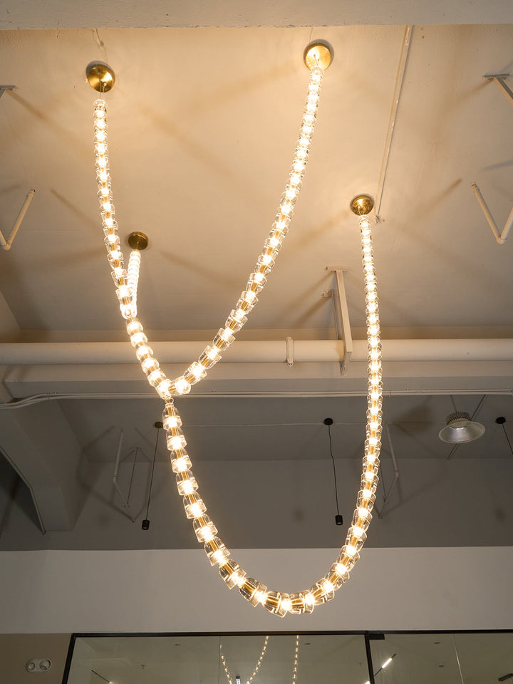 Gabriel Gold Chandelier - Vakkerlight