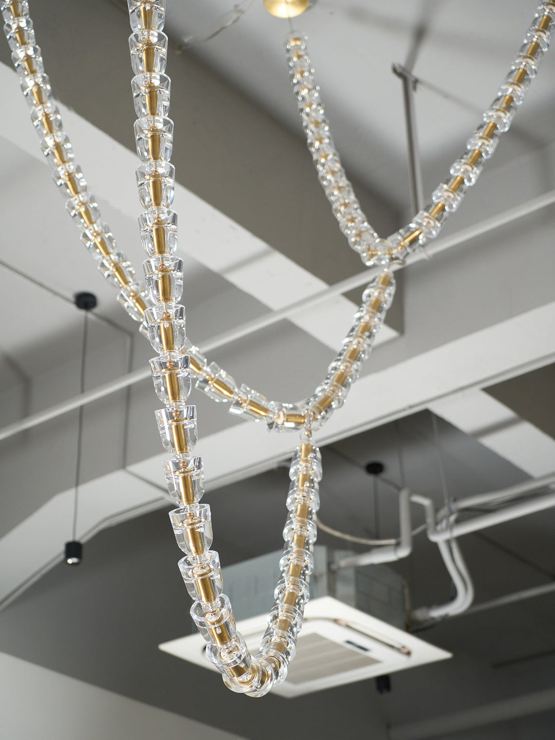 Gabriel Gold Chandelier - Vakkerlight