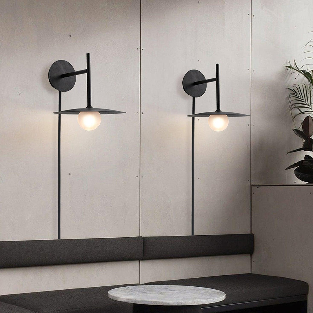 Gea Iron Plug-In Wall Lamp - Vakkerlight