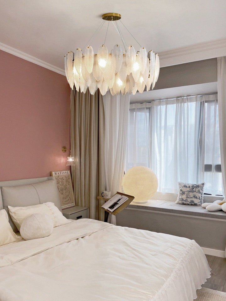 Glass Feather Chandelier - Vakkerlight