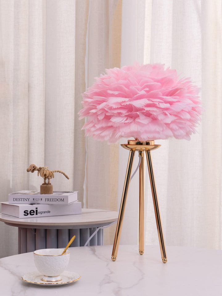 Goose Feather Table Lamp - Vakkerlight