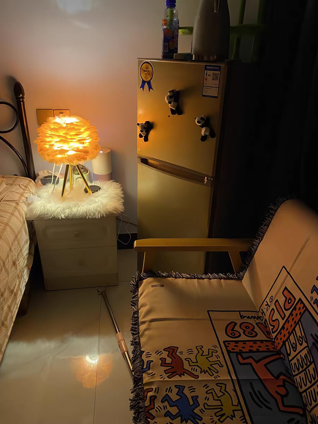 Goose Feather Table Lamp - Vakkerlight