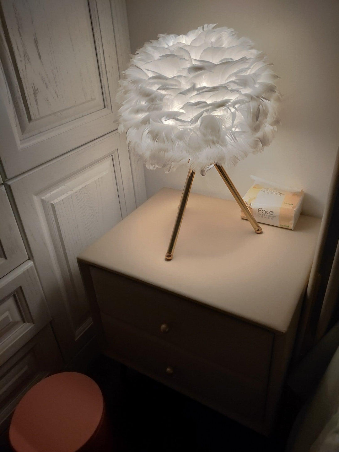Goose Feather Table Lamp - Vakkerlight
