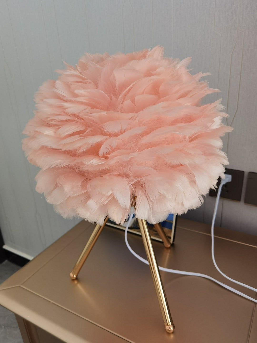 Goose Feather Table Lamp - Vakkerlight