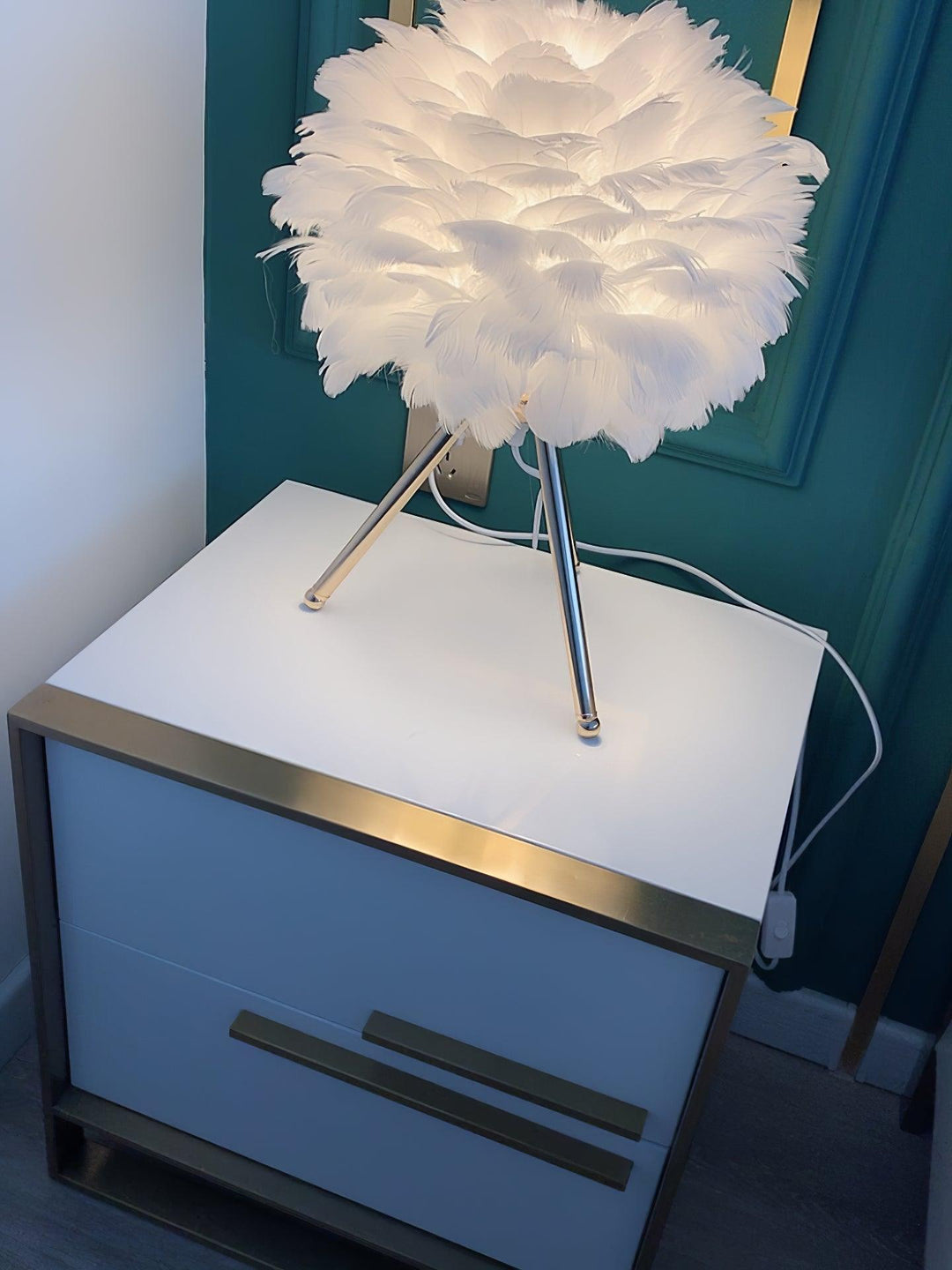 Goose Feather Table Lamp - Vakkerlight