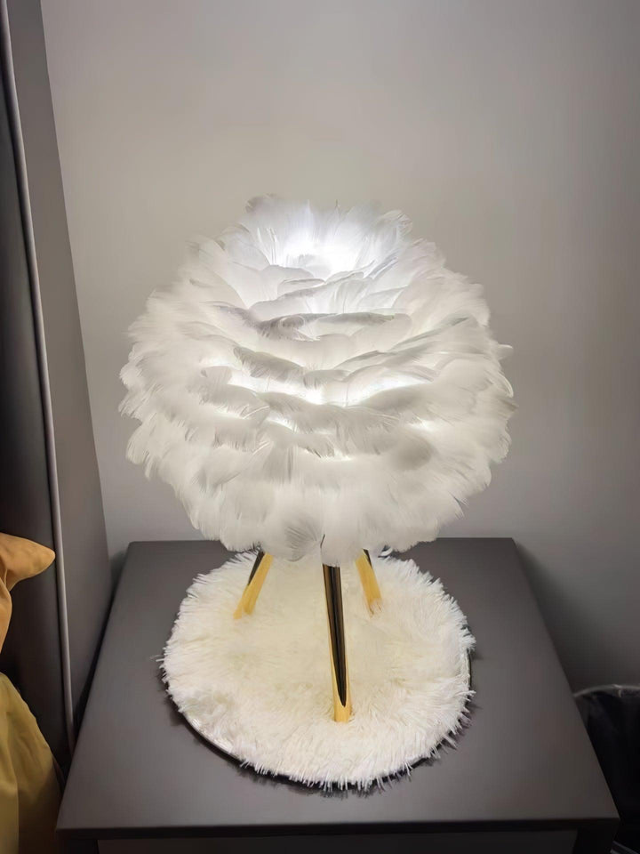 Goose Feather Table Lamp - Vakkerlight