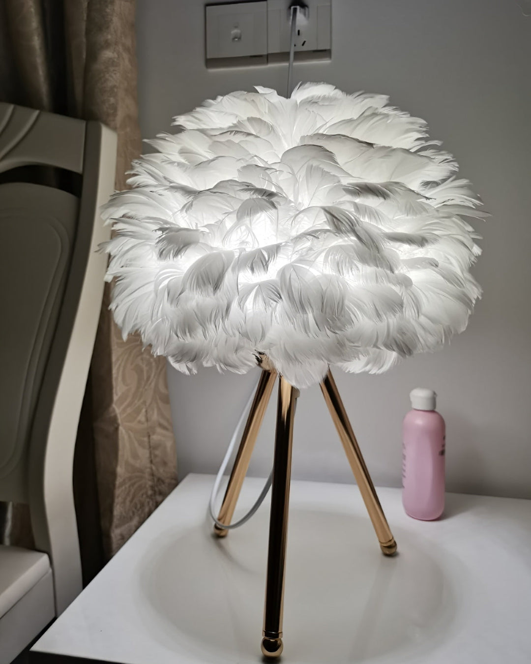 Goose Feather Table Lamp - Vakkerlight