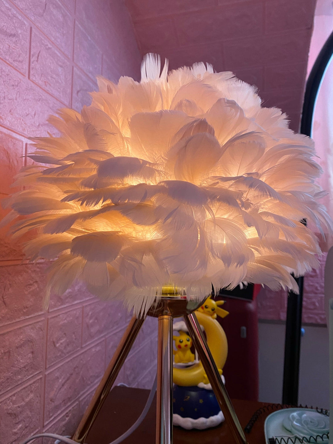 Goose Feather Table Lamp - Vakkerlight