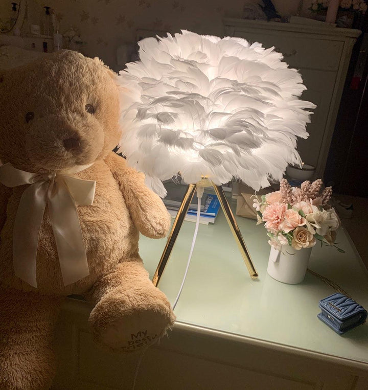 Goose Feather Table Lamp - Vakkerlight