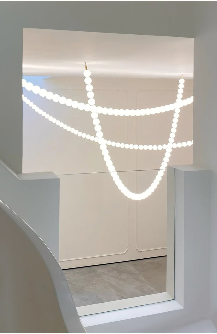 Halti Necklace Acrylic Chandelier - Vakkerlight