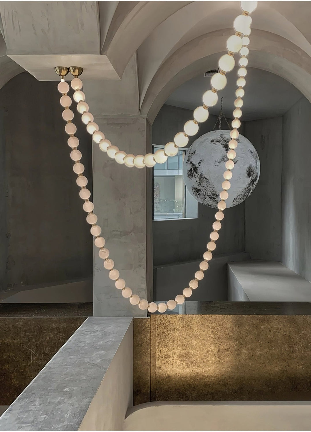 Halti Necklace Acrylic Chandelier - Vakkerlight