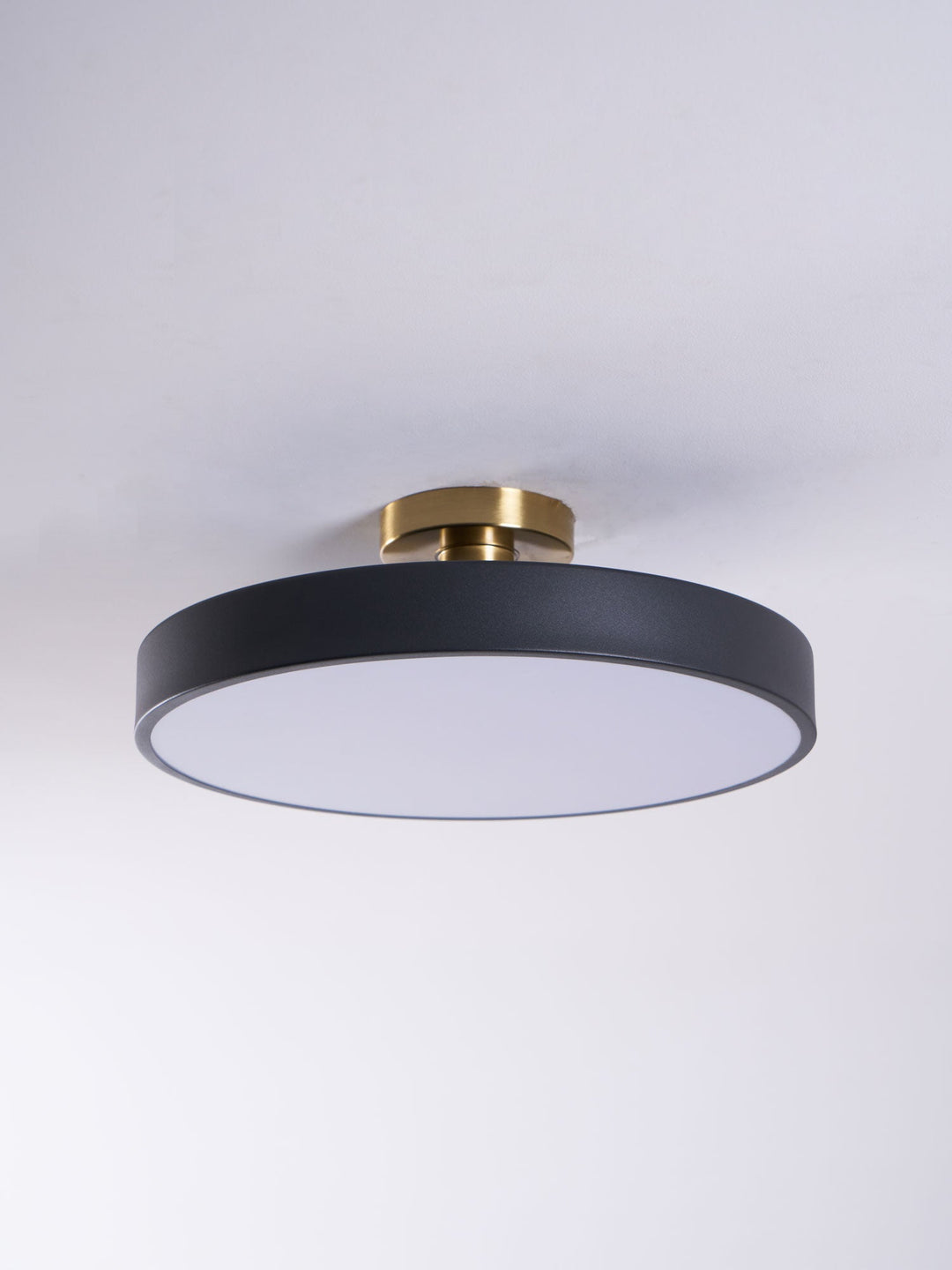 Isla Flush Mount Ceiling Lamp - Vakkerlight