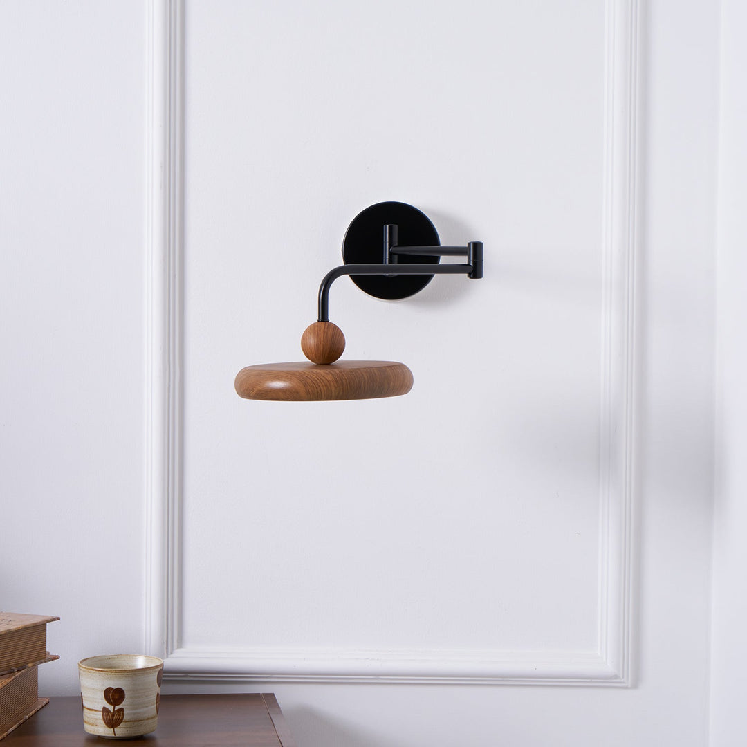 Karlin Wall Light