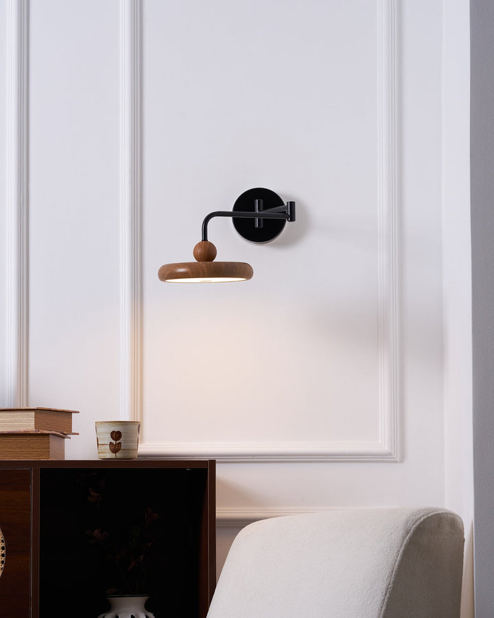 Karlin Wall Light