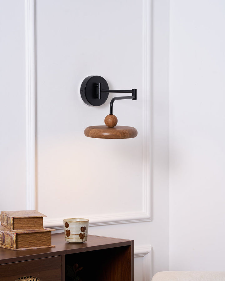 Karlin Wall Light