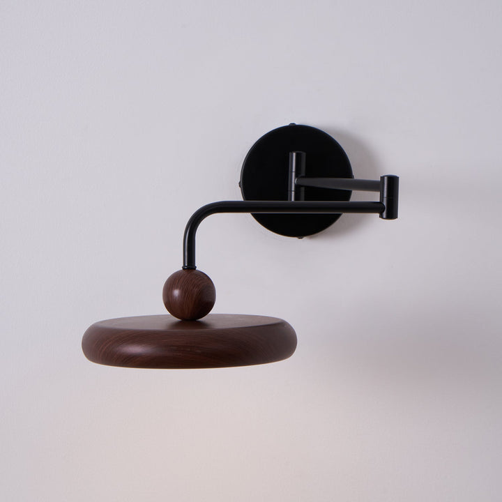 Karlin Wall Light
