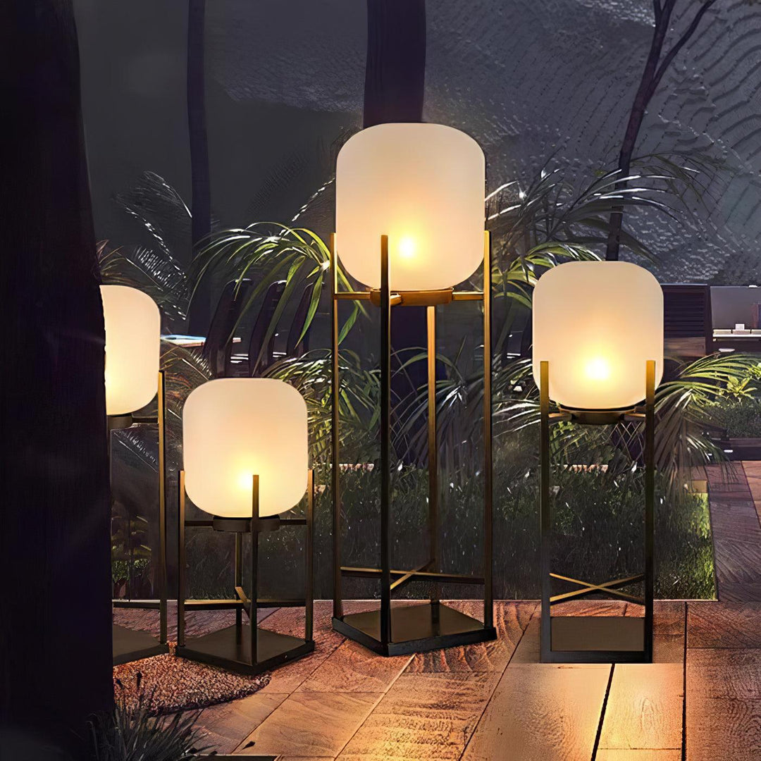 Lantern Floor Light - Vakkerlight