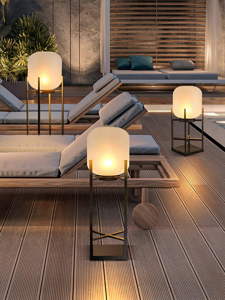 Lantern Floor Light - Vakkerlight