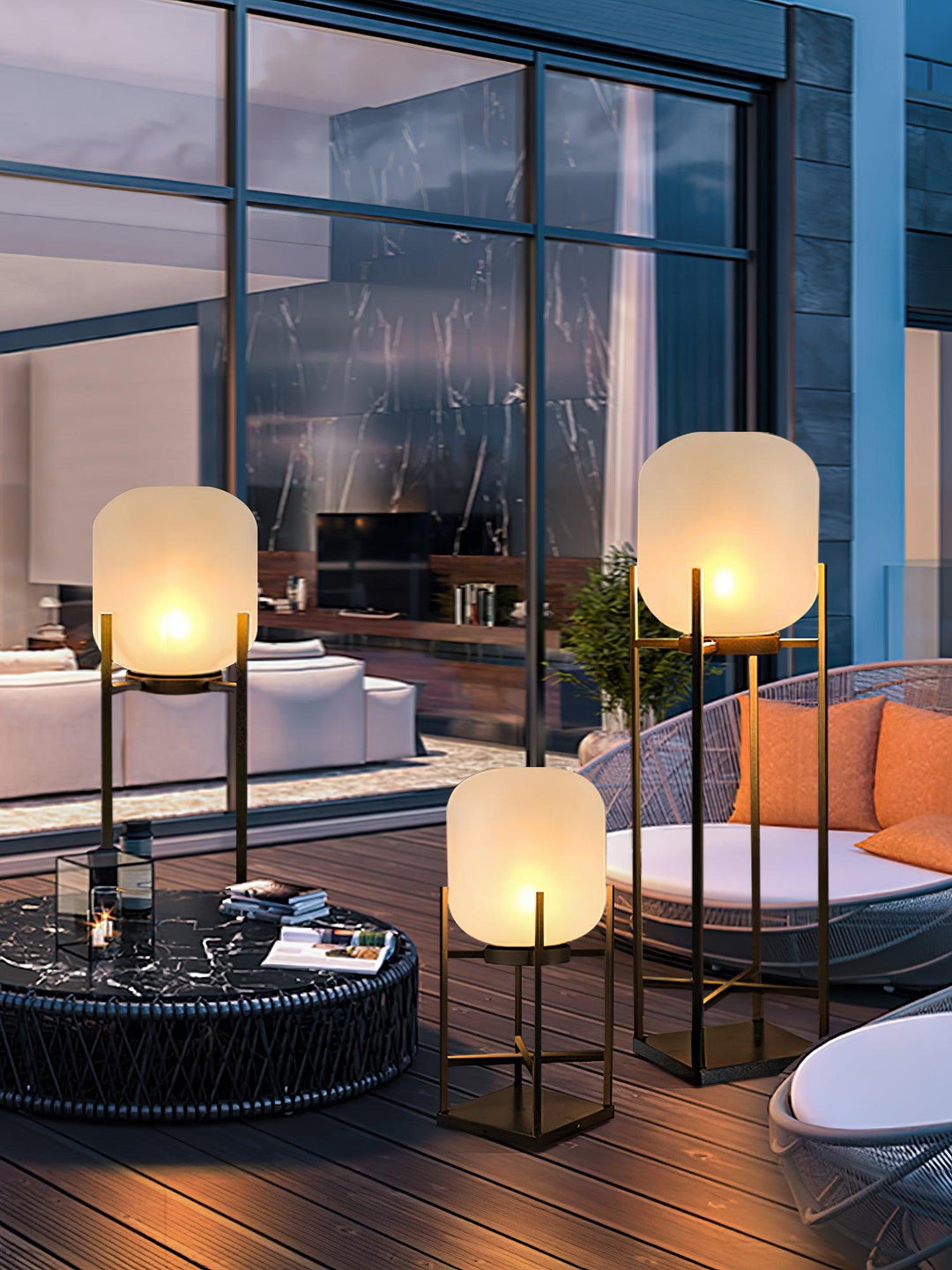 Lantern Floor Light - Vakkerlight