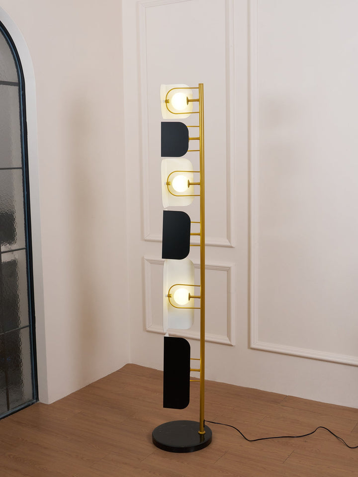 Leagan Floor Lamp