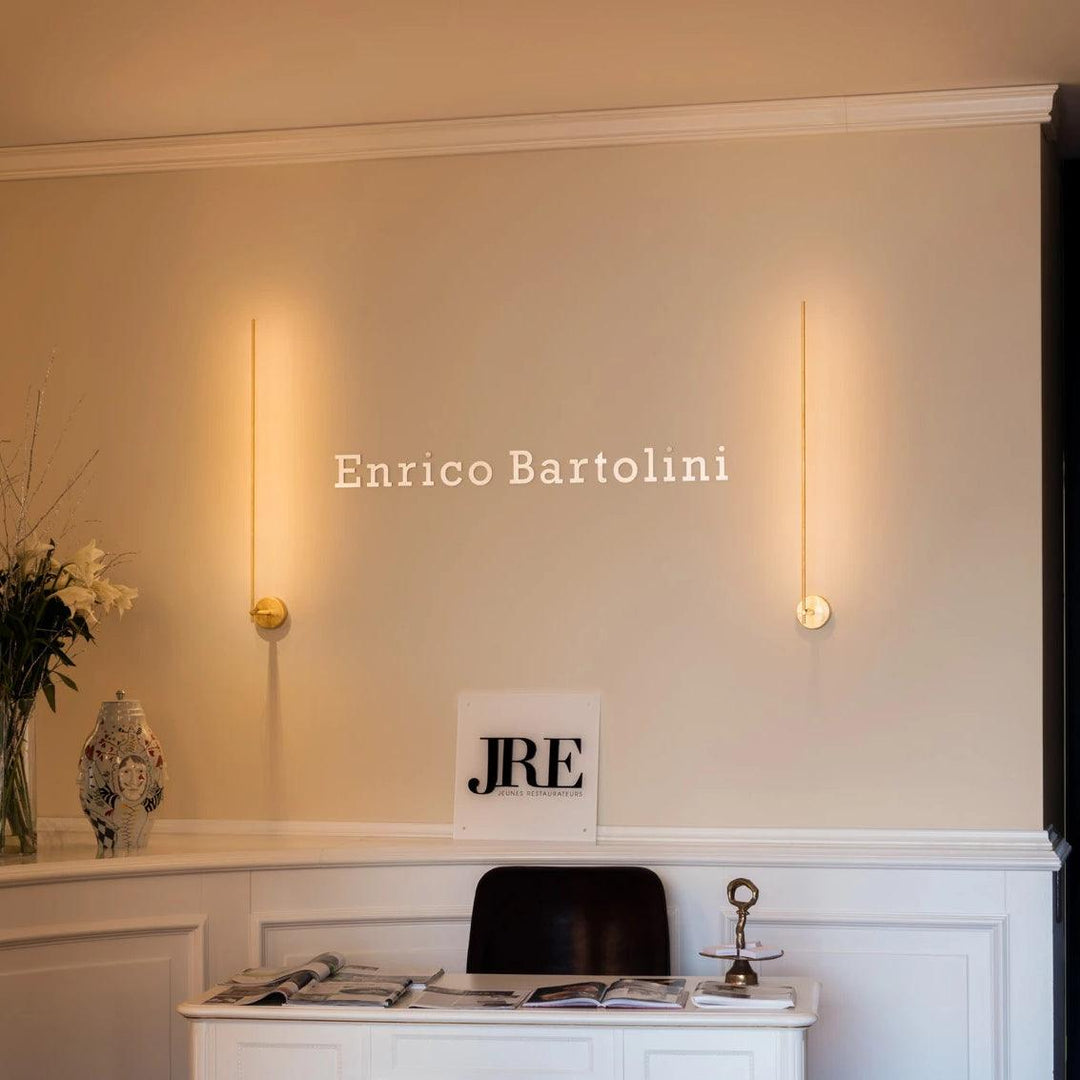 Light Stick V Sconce - Vakkerlight