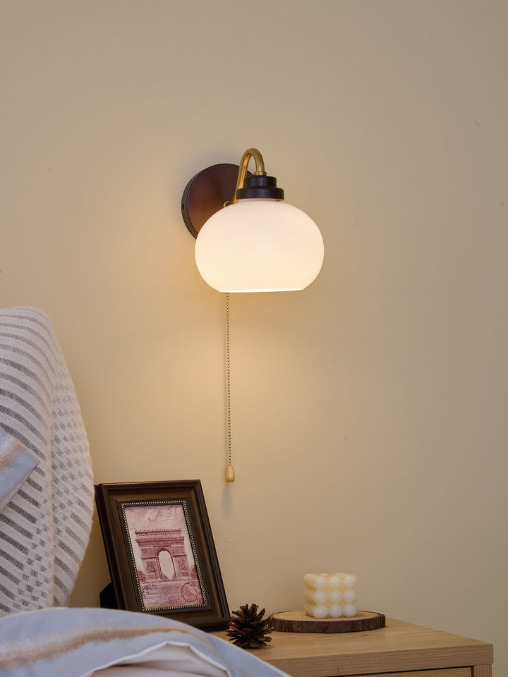 Lumea Crest Wall Lamp - Vakkerlight