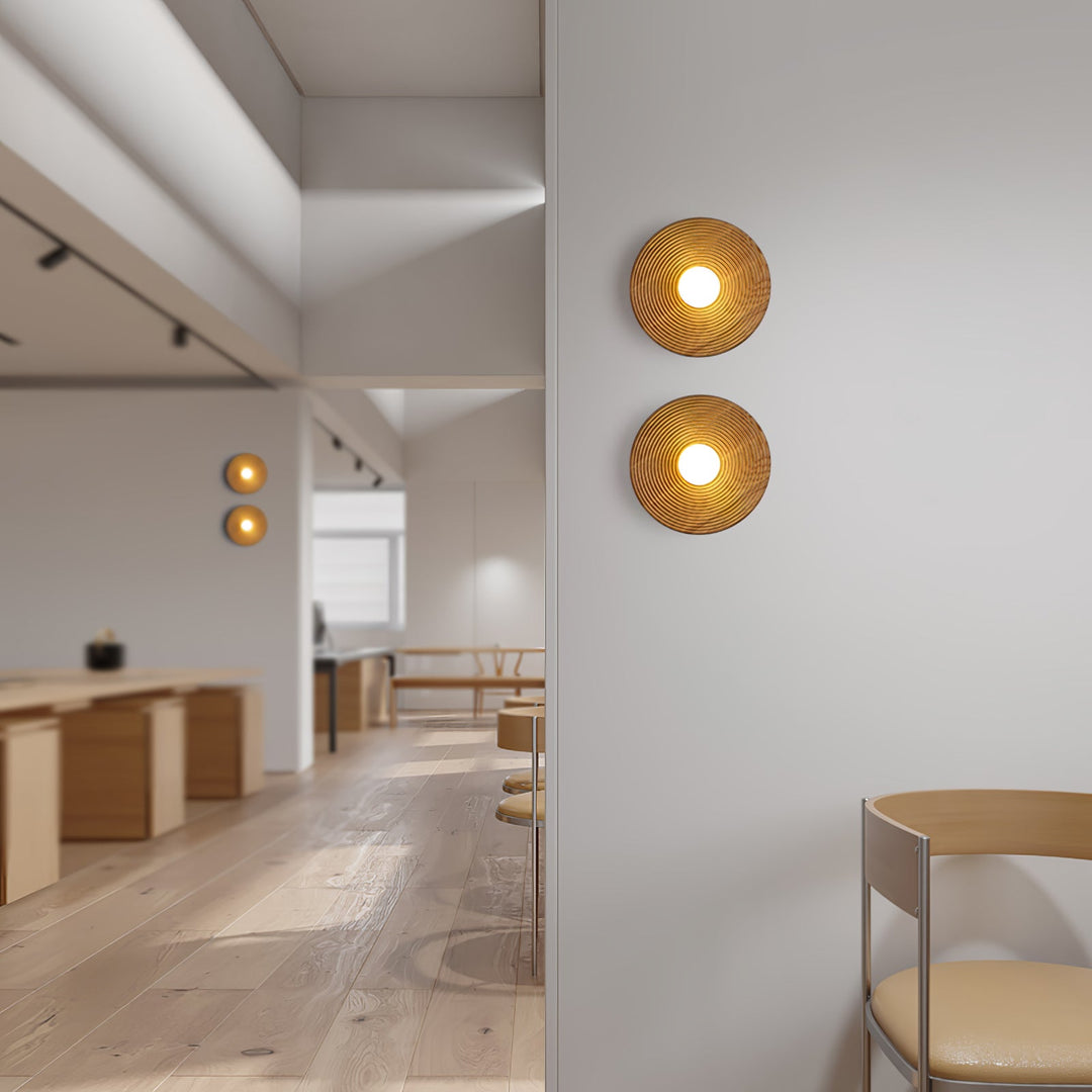 Lumina Contour Wooden Sconce - Vakkerlight