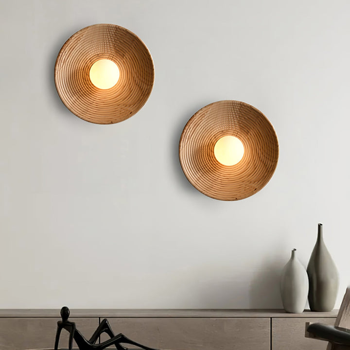 Lumina Contour Wooden Sconce - Vakkerlight