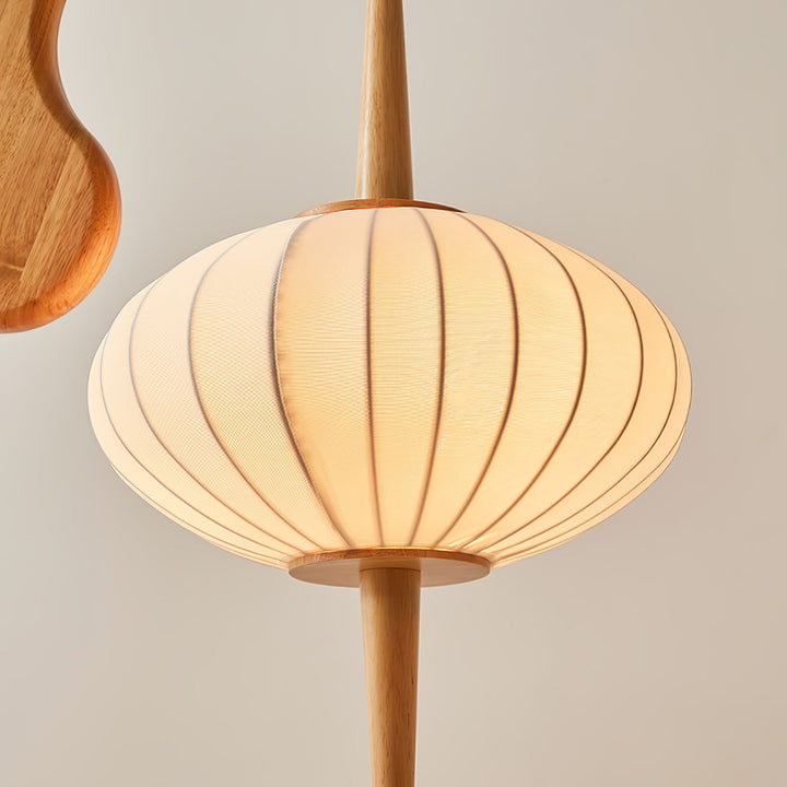 Mantis Wood Floor Lamp - Vakkerlight